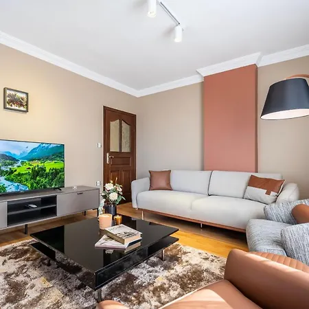 Perfect House Next To Sea In Heart Of Trabzon