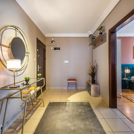 Perfect House Next To Sea In Heart Of Apartment *