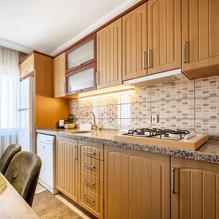 Perfect House Next To Sea In Heart Of Apartment
