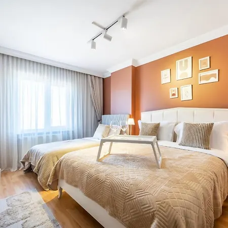 Perfect House Next To Sea In Heart Of Apartment